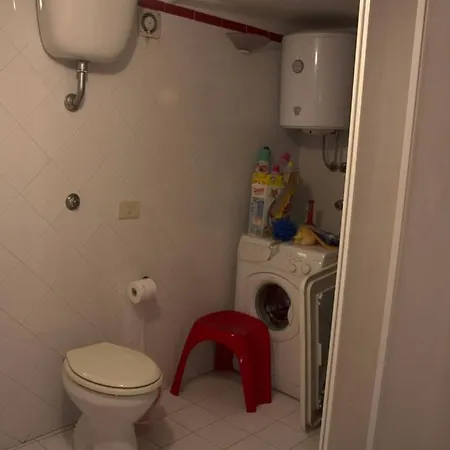 דירה La Tavernetta Little House *