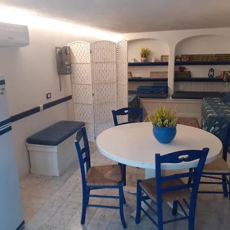 La Tavernetta Little House Apartment